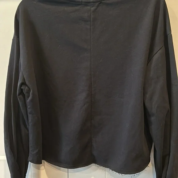 Berska Cotton Pullover with Wrist Ties - Picture 6 of 10